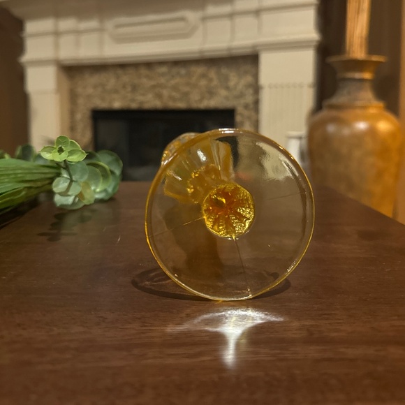 Vintage Tiara Glass by Indiana Glass Vase Ribbon or Zipper Yellow Mist 8" - Picture 3 of 5